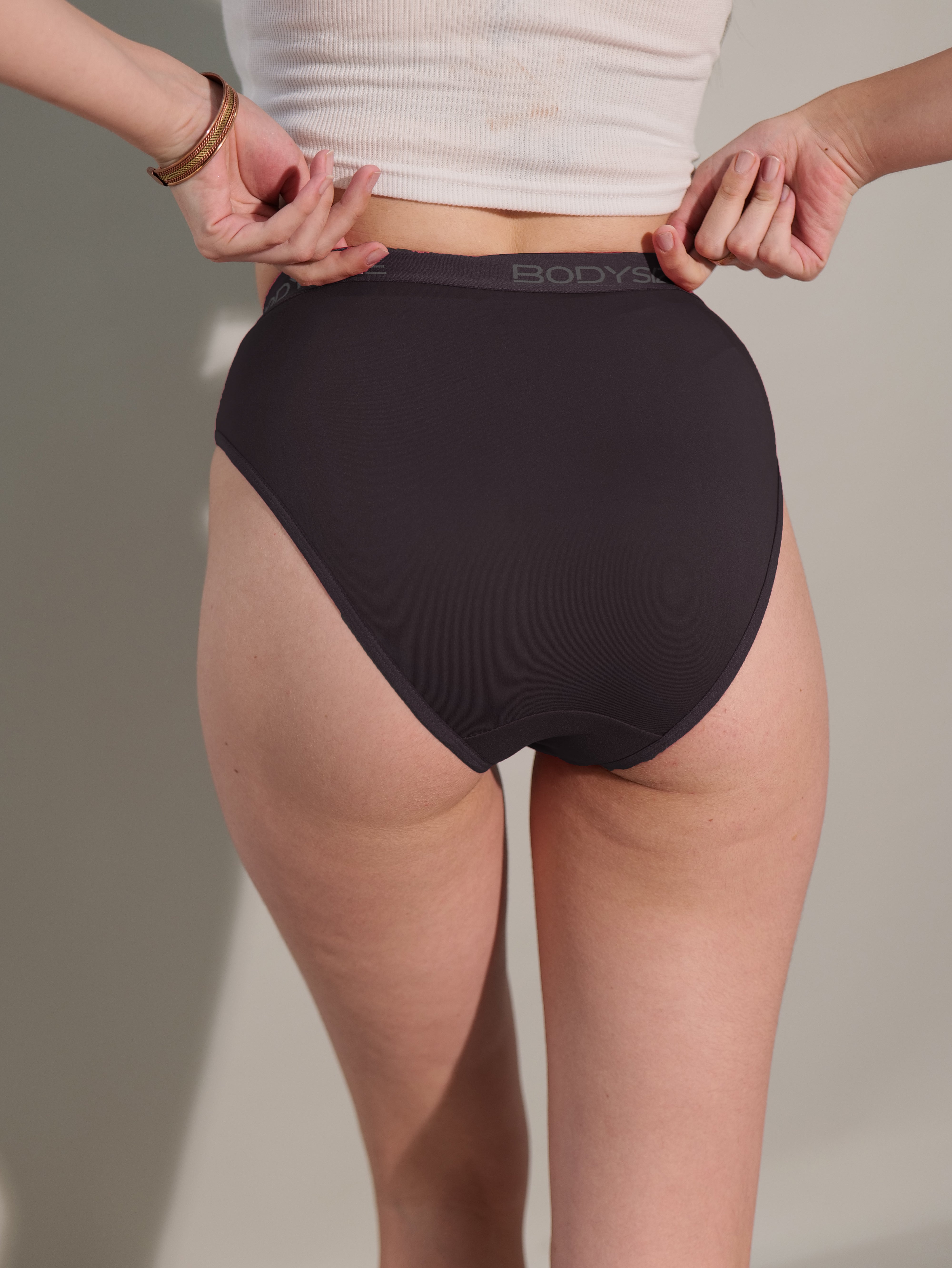 AN37 Lycra Mid-Waist Hipster Panties black